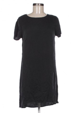 Φόρεμα Quince, Μέγεθος S, Χρώμα Μαύρο, Τιμή 25,00 €