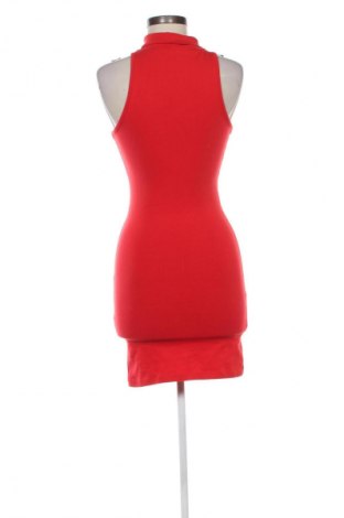 Šaty  Republic, Velikost M, Barva Červená, Cena  494,00 Kč