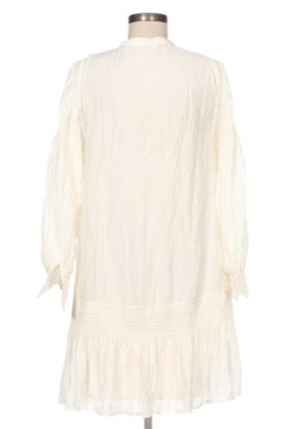 Рокля Reserved, Размер M, Цвят Екрю, Цена 28,88 лв.