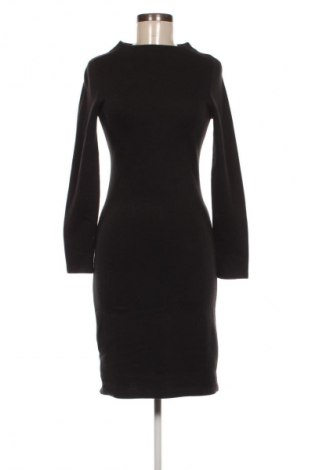 Rochie Reserved, Mărime M, Culoare Negru, Preț 133,26 Lei