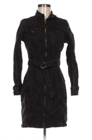 Рокля Reserved, Размер M, Цвят Черен, Цена 39,14 лв.