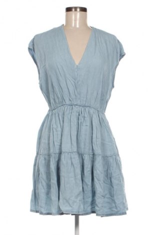 Рокля Reserved, Размер S, Цвят Син, Цена 61,94 лв.