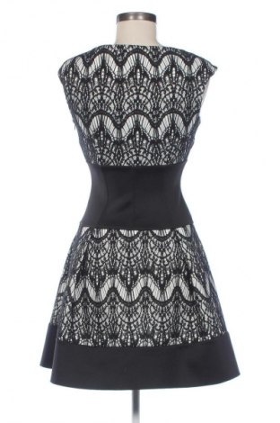 Kleid Rinascimento, Größe S, Farbe Mehrfarbig, Preis € 42,00