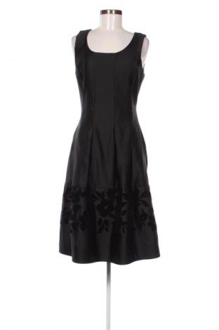 Kleid Rinascimento, Größe L, Farbe Schwarz, Preis € 41,98