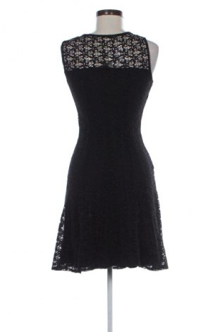 Ruha Roman, Méret M, Szín Fekete, Ár 7 849 Ft