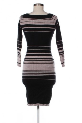 Рокля SHEIN, Размер L, Цвят Многоцветен, Цена 14,99 лв.