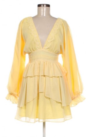 Kleid SHEIN, Größe M, Farbe Gelb, Preis € 37,42