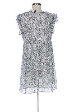 Рокля SHEIN, Размер M, Цвят Многоцветен, Цена 39,14 лв.