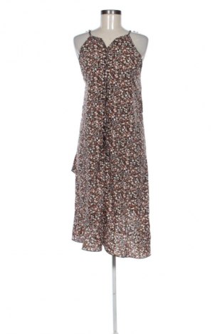 Рокля SHEIN, Размер M, Цвят Многоцветен, Цена 39,14 лв.