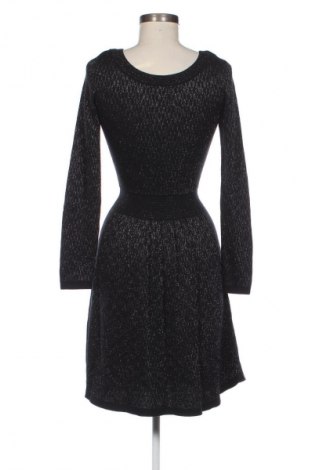 Рокля Sandro, Размер M, Цвят Многоцветен, Цена 114,00 лв.