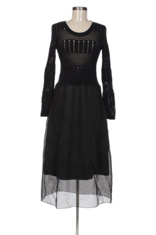 Šaty  Silvian Heach, Velikost M, Barva Černá, Cena  769,00 Kč