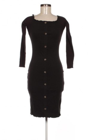 Рокля Sinsay, Размер S, Цвят Черен, Цена 61,94 лв.