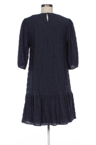 Рокля Soaked In Luxury, Размер S, Цвят Син, Цена 53,99 лв.