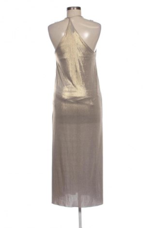 Φόρεμα Stradivarius, Μέγεθος M, Χρώμα Χρυσαφί, Τιμή 20,00 €