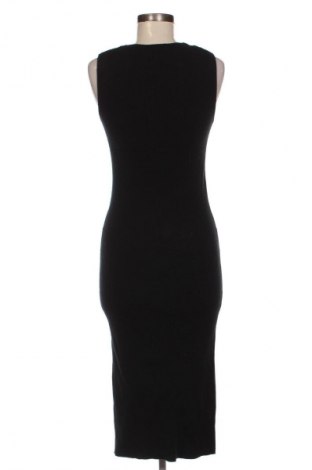 Rochie Stradivarius, Mărime M, Culoare Negru, Preț 103,00 Lei