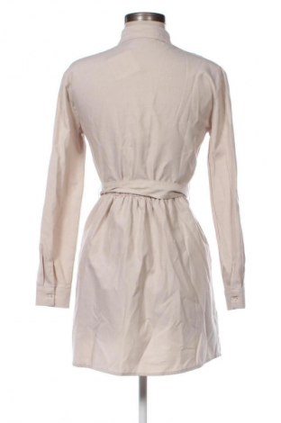 Kleid Stradivarius, Größe S, Farbe Beige, Preis € 25,00