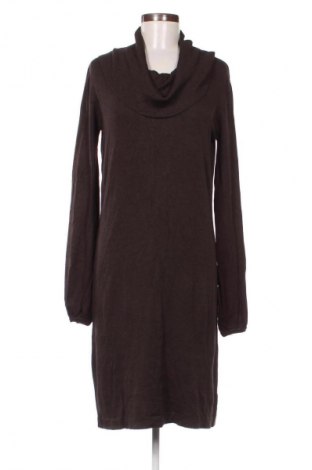 Ruha TCM, Méret M, Szín Barna, Ár 7 800 Ft