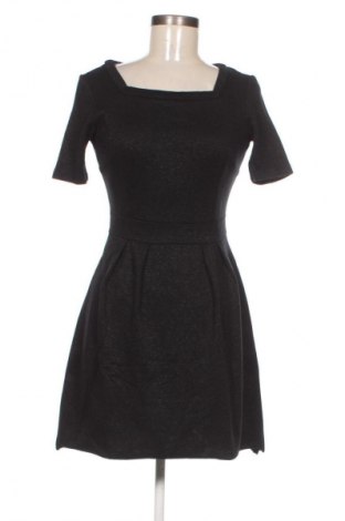 Φόρεμα Tatuum, Μέγεθος S, Χρώμα Μαύρο, Τιμή 42,00 €