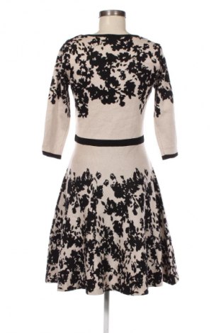 Šaty  Taylor, Veľkosť M, Farba Viacfarebná, Cena  35,95 €