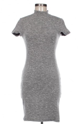 Рокля The Sting, Размер S, Цвят Сив, Цена 25,99 лв.