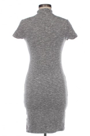 Рокля The Sting, Размер S, Цвят Сив, Цена 25,99 лв.