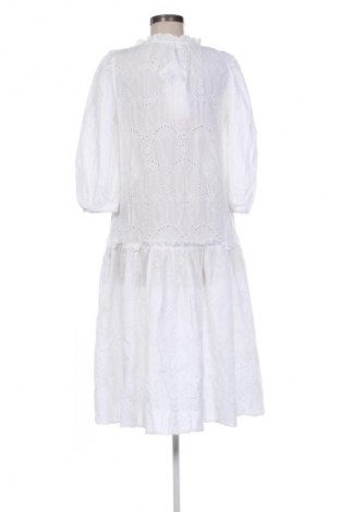 Kleid Thought, Größe S, Farbe Weiß, Preis € 95,65