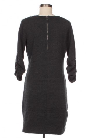 Kleid Tom Tailor, Größe M, Farbe Mehrfarbig, Preis € 14,99