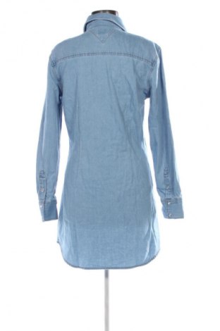 Ruha Tommy Jeans, Méret M, Szín Kék, Ár 50 899 Ft