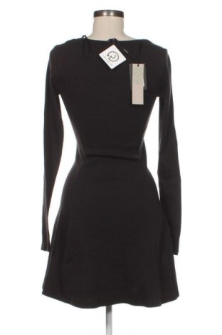 Rochie Tommy Jeans, Mărime S, Culoare Negru, Preț 475,99 Lei