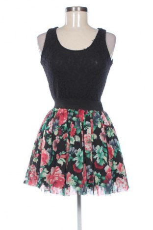 Ruha Unbranded, Méret M, Szín Sokszínű, Ár 5 776 Ft