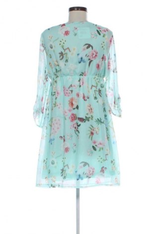 Рокля Unbranded, Размер M, Цвят Многоцветен, Цена 25,99 лв.