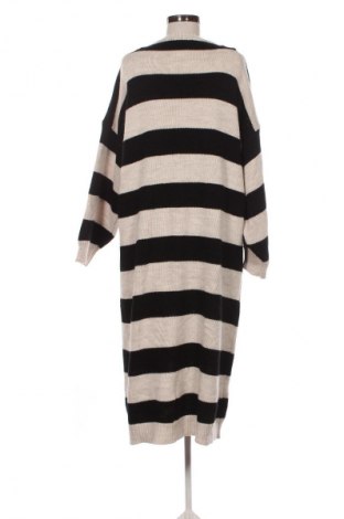 Рокля Unbranded, Размер XL, Цвят Многоцветен, Цена 28,99 лв.