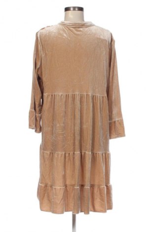 Ruha Unbranded, Méret M, Szín Bézs, Ár 5 649 Ft