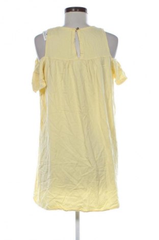 Рокля Unbranded, Размер M, Цвят Жълт, Цена 39,15 лв.