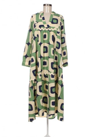 Рокля Unbranded, Размер L, Цвят Многоцветен, Цена 39,14 лв.