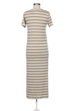 Ruha Unbranded, Méret M, Szín Sokszínű, Ár 13 369 Ft