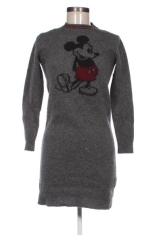 Рокля Uniqlo, Размер M, Цвят Многоцветен, Цена 49,64 лв.