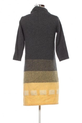 Šaty  United Colors Of Benetton, Velikost M, Barva Vícebarevné, Cena  608,00 Kč