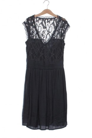 Šaty  VILA, Velikost XS, Barva Šedá, Cena  219,00 Kč