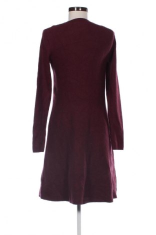 Рокля Vero Moda, Размер M, Цвят Червен, Цена 20,99 лв.