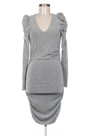 Sukienka Vero Moda, Rozmiar M, Kolor Srebrzysty, Cena 110,34 zł