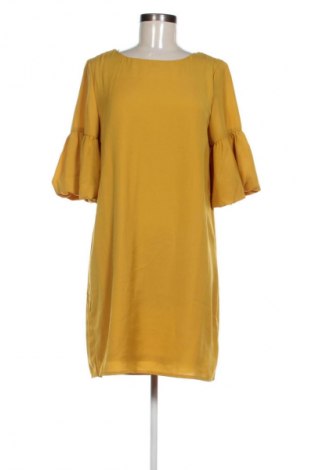 Рокля Vero Moda, Размер M, Цвят Оранжев, Цена 40,99 лв.