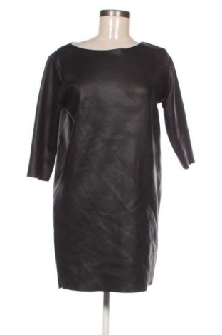 Рокля Vicolo, Размер S, Цвят Черен, Цена 32,99 лв.