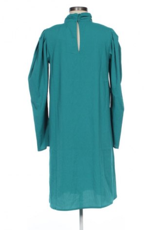 Kleid Y.A.S, Größe M, Farbe Grün, Preis € 111,48