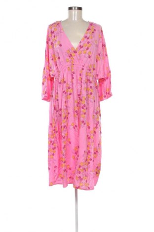 Kleid Y.A.S, Größe M, Farbe Mehrfarbig, Preis 17,99 €