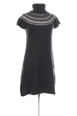 Šaty  Yessica, Velikost M, Barva Vícebarevné, Cena  229,00 Kč