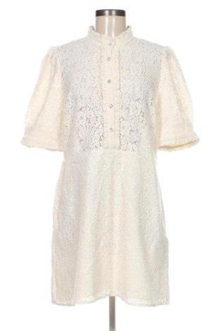 Рокля Zara, Размер XXL, Цвят Екрю, Цена 58,88 лв.