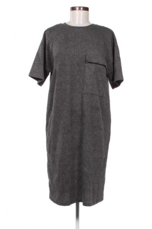 Kleid Zara, Größe M, Farbe Grau, Preis € 16,99