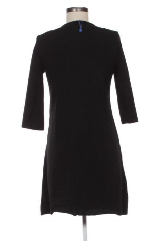 Рокля Zara, Размер S, Цвят Многоцветен, Цена 19,99 лв.