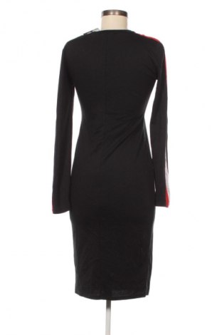Rochie Zara, Mărime M, Culoare Negru, Preț 63,99 Lei